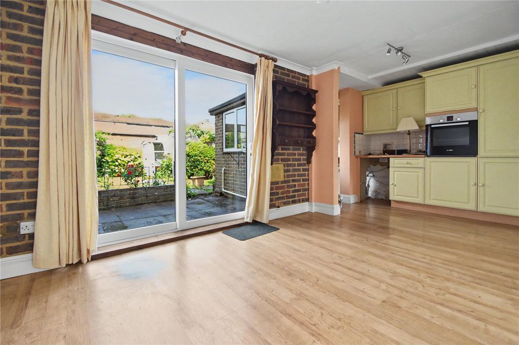 Property photo 3 of 16 Picture No. 29