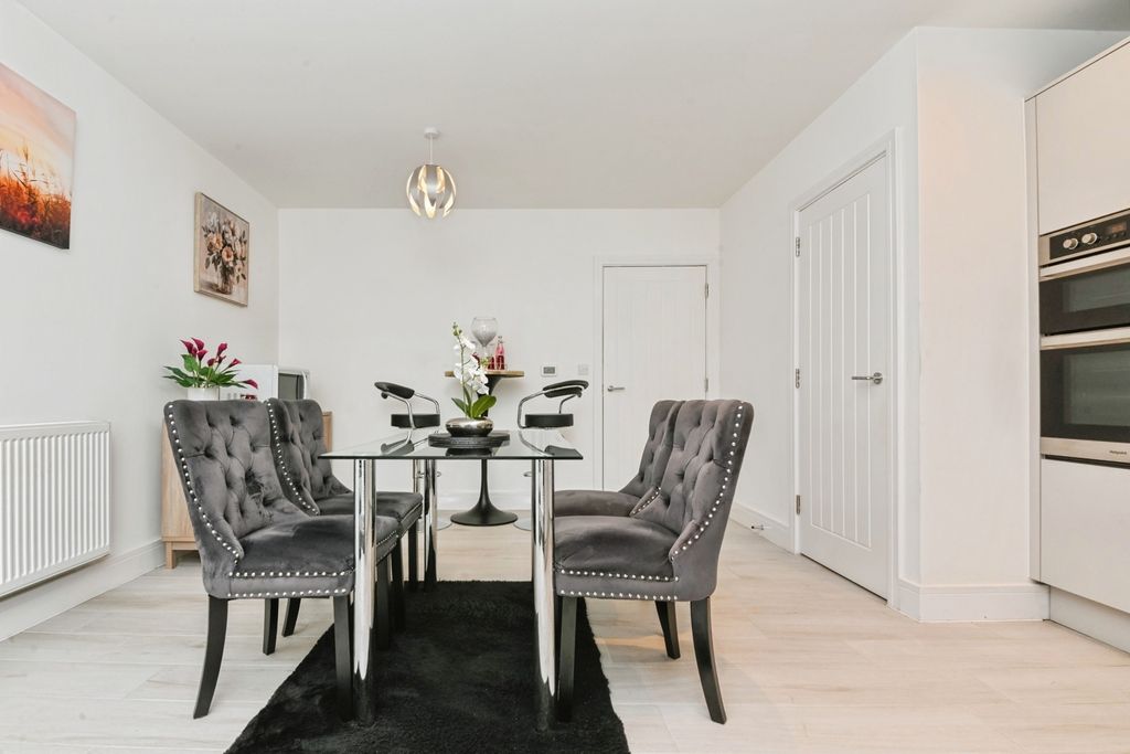 Property photo 2 of 14 Pbox-Img.Jpg