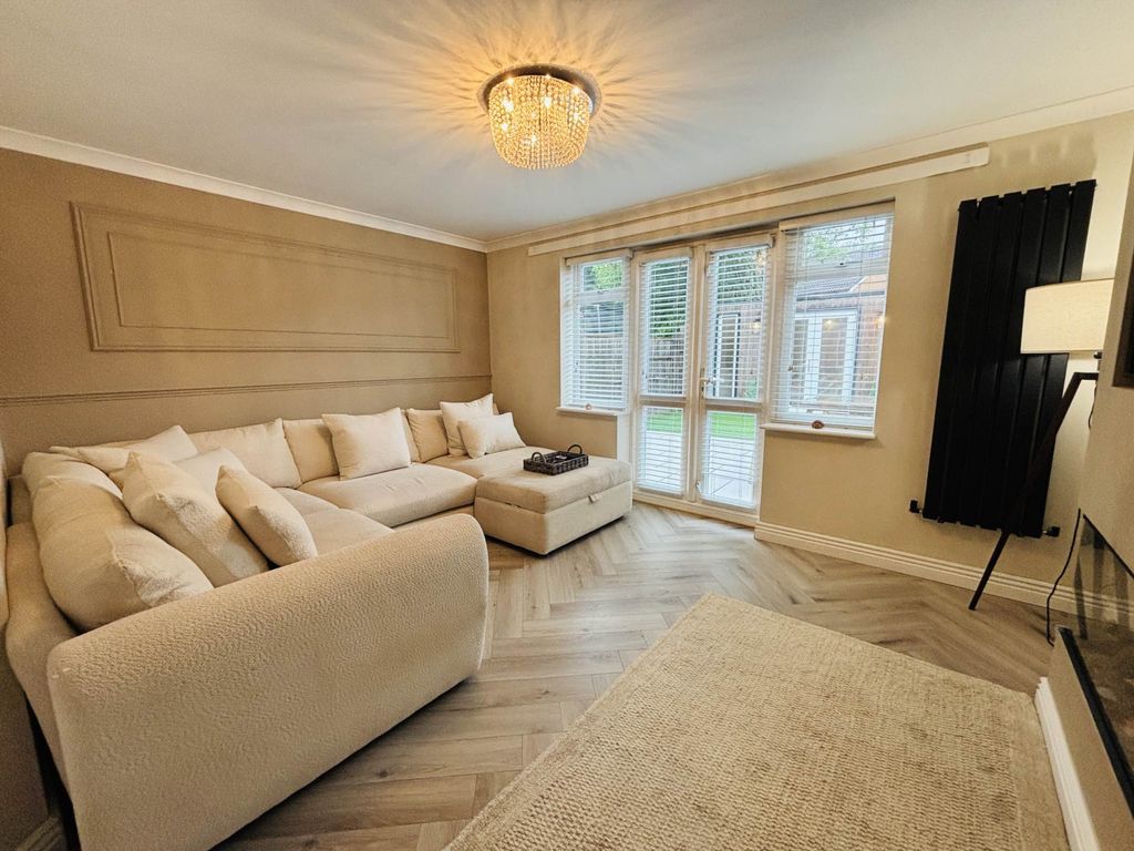 Property photo 2 of 23