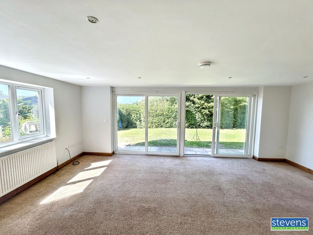 Property photo 3 of 23 Img_6520