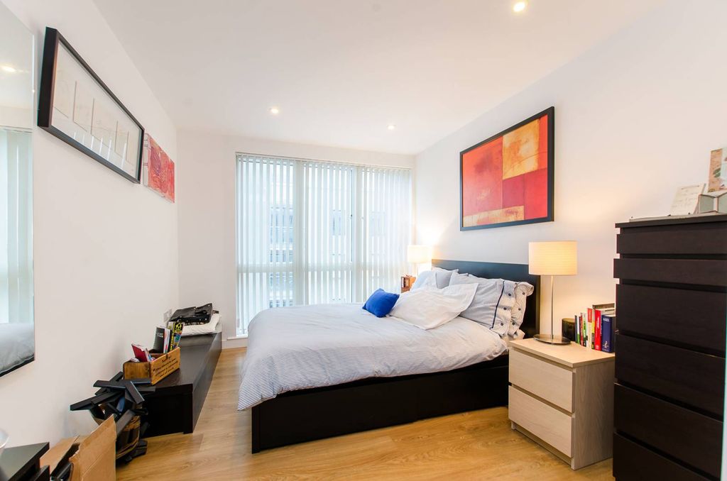 Property photo 3 of 11