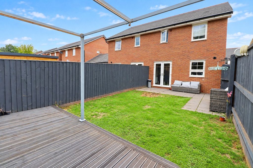 Property photo 3 of 18 3 - Picture No. 15
