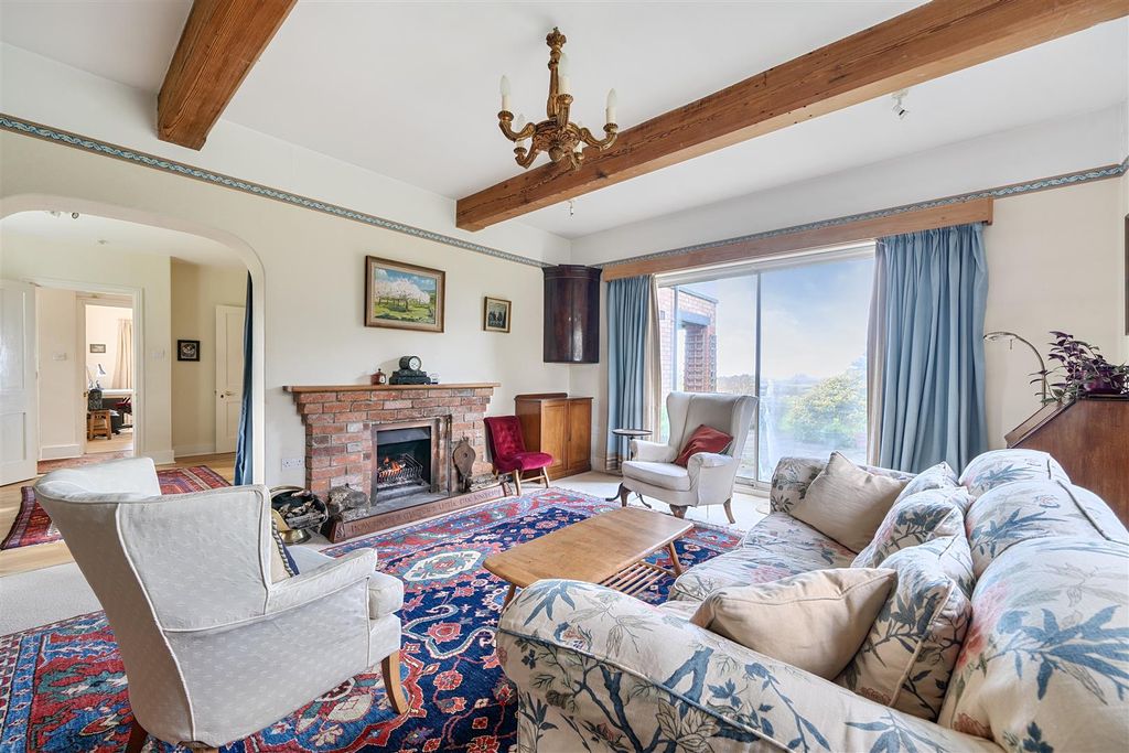 Property photo 3 of 20 Living Room