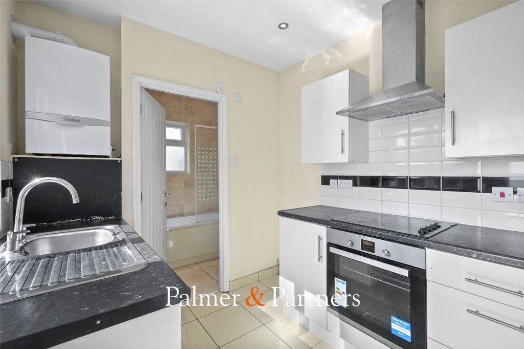 Property photo 2 of 15 Picture No. 22