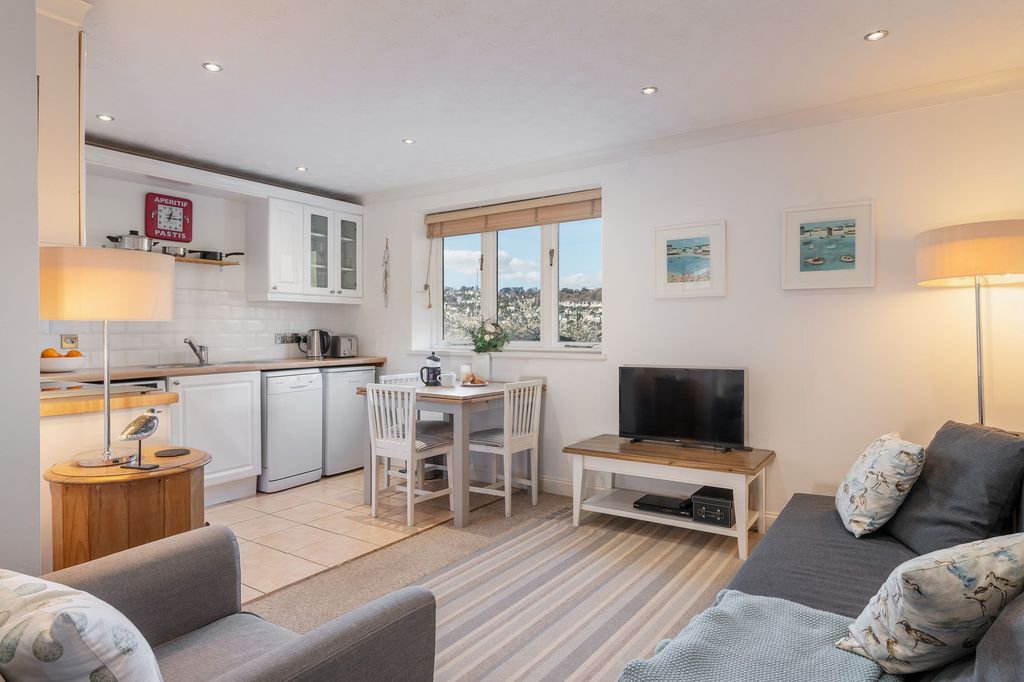 Property photo 2 of 7 Kitchen / Living Room - 2 Riverside Wharf, Kingswear