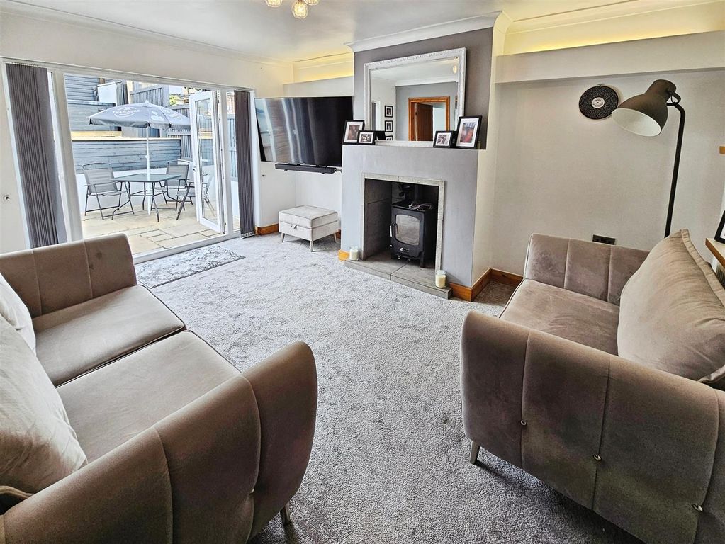 Property photo 2 of 35 8ce94642-20250617_162138.Jpg