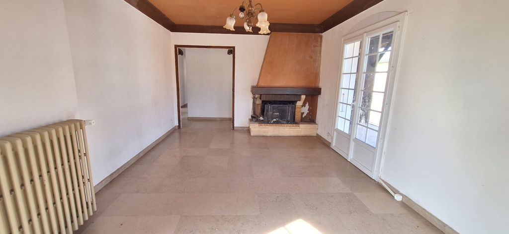Property photo 3 of 41