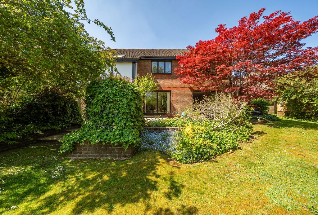 Property photo 3 of 21 1452484-15-69Ef5B...