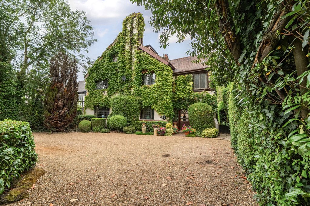 Additional image 28 of 6 bed detached house for saleThe Avenue, Hatch End, Pinner HA5