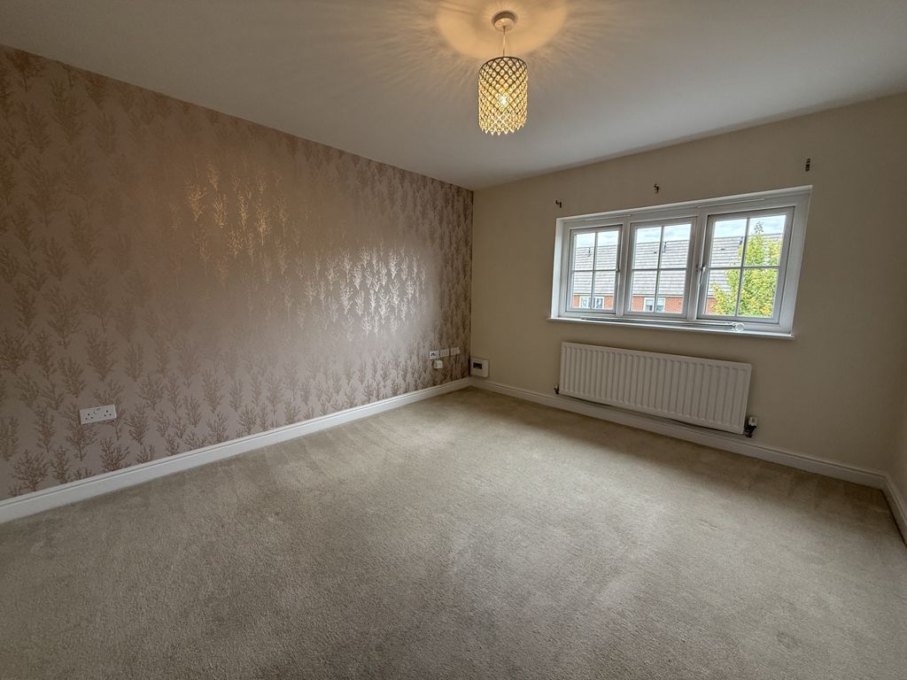 Property photo 2 of 10 Image