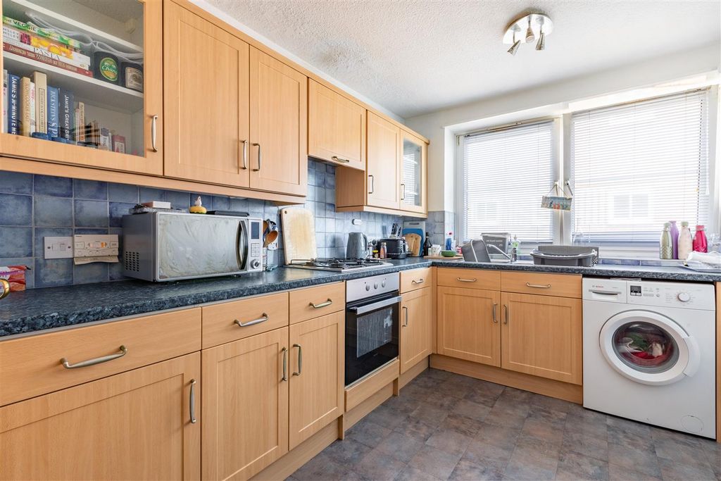 Additional image 7 of 2 bed flat for saleDerek House, New Church Road, Hove BN3