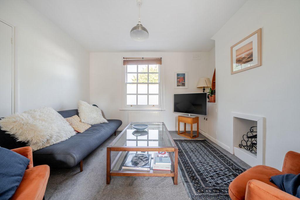 Property photo 2 of 13 1494133-11-6A59F4...