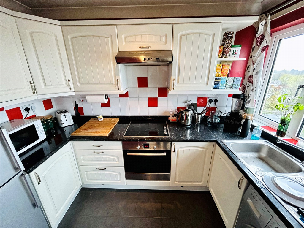 Property photo 2 of 9