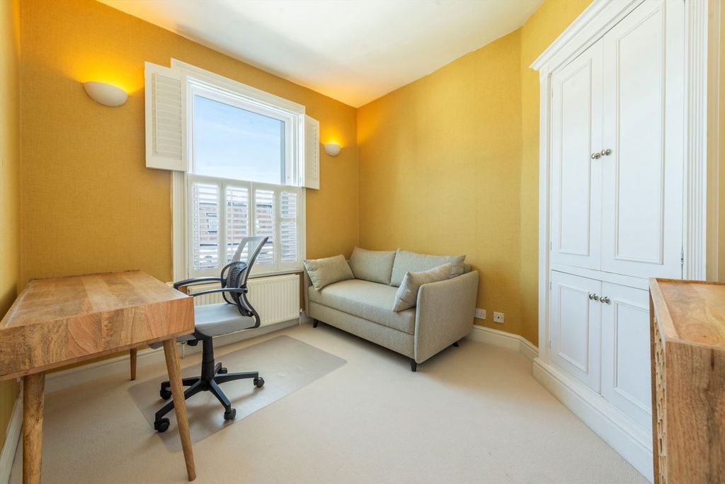 Property photo 3 of 5
