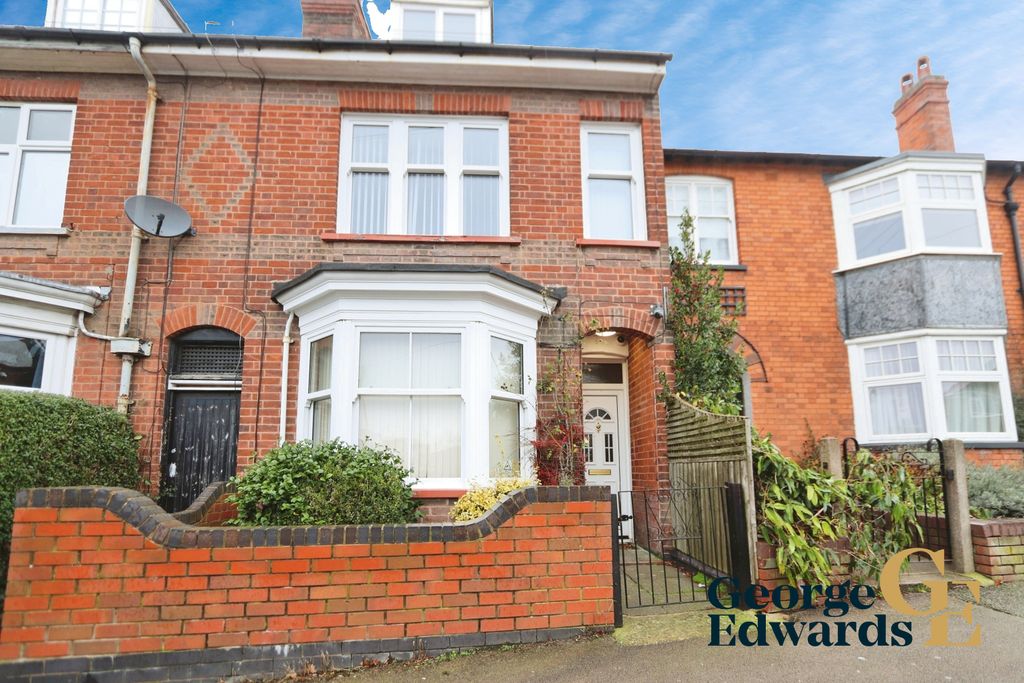 Property photo 1 of 11