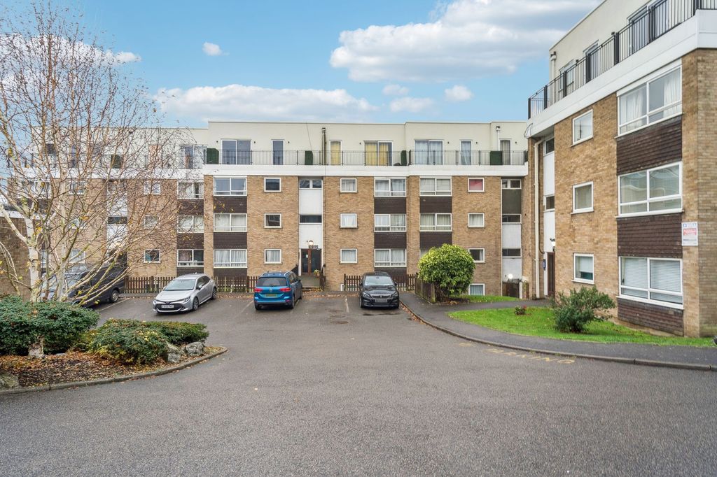 Property photo 1 of 11 Ext - Ashleigh Court (2)