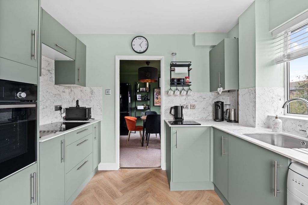 Property photo 2 of 32 Kitchen