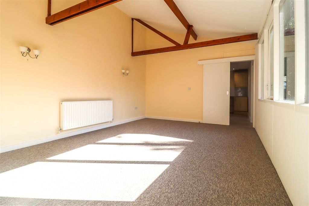 Property photo 3 of 9 Img_2903.Jpg