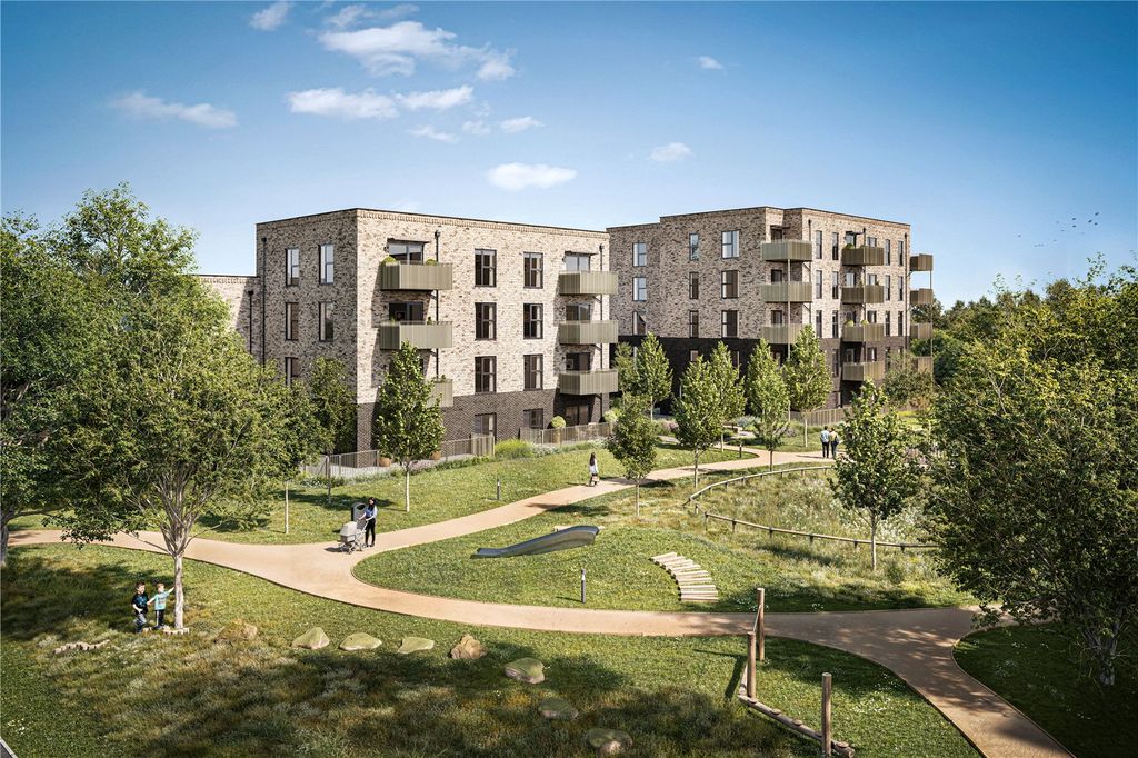 Property photo 1 of 12 City Reach