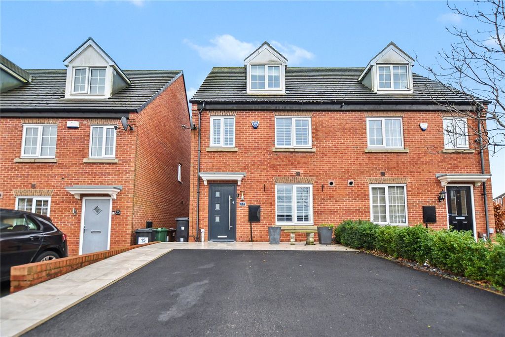 Property photo 1 of 20 Picture No. 05