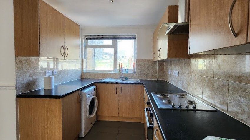 Property photo 2 of 5
