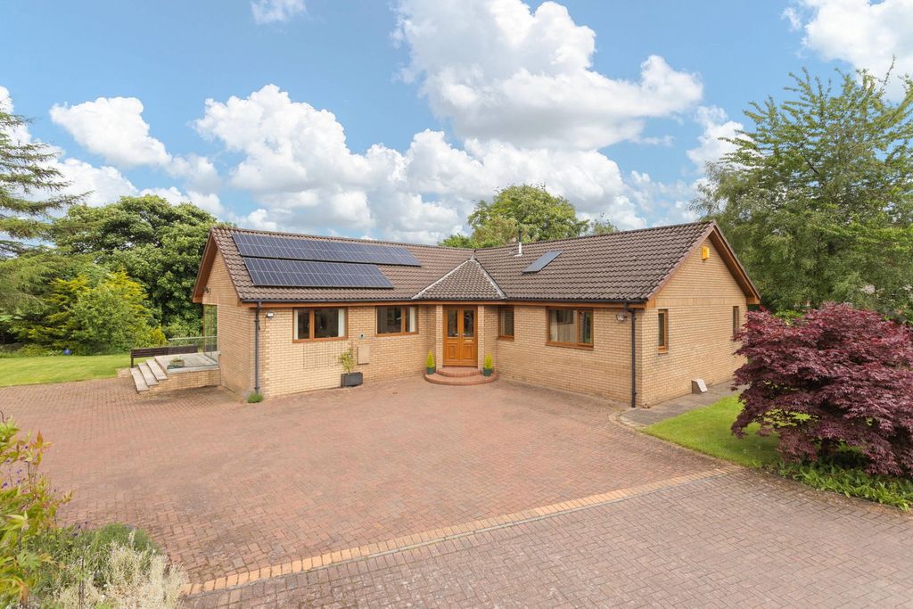 Property photo 1 of 38