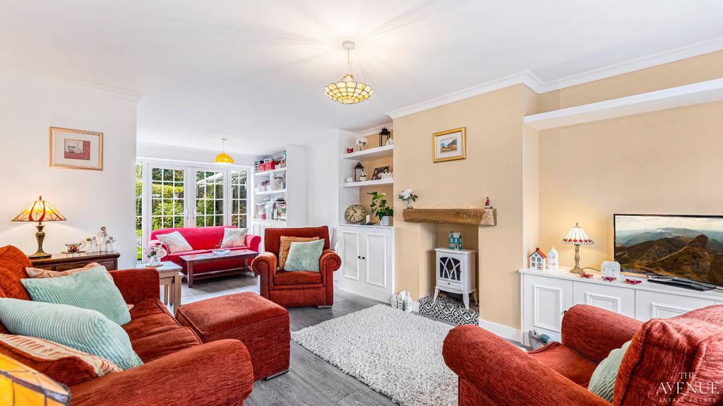 Property photo 3 of 40 5595466
