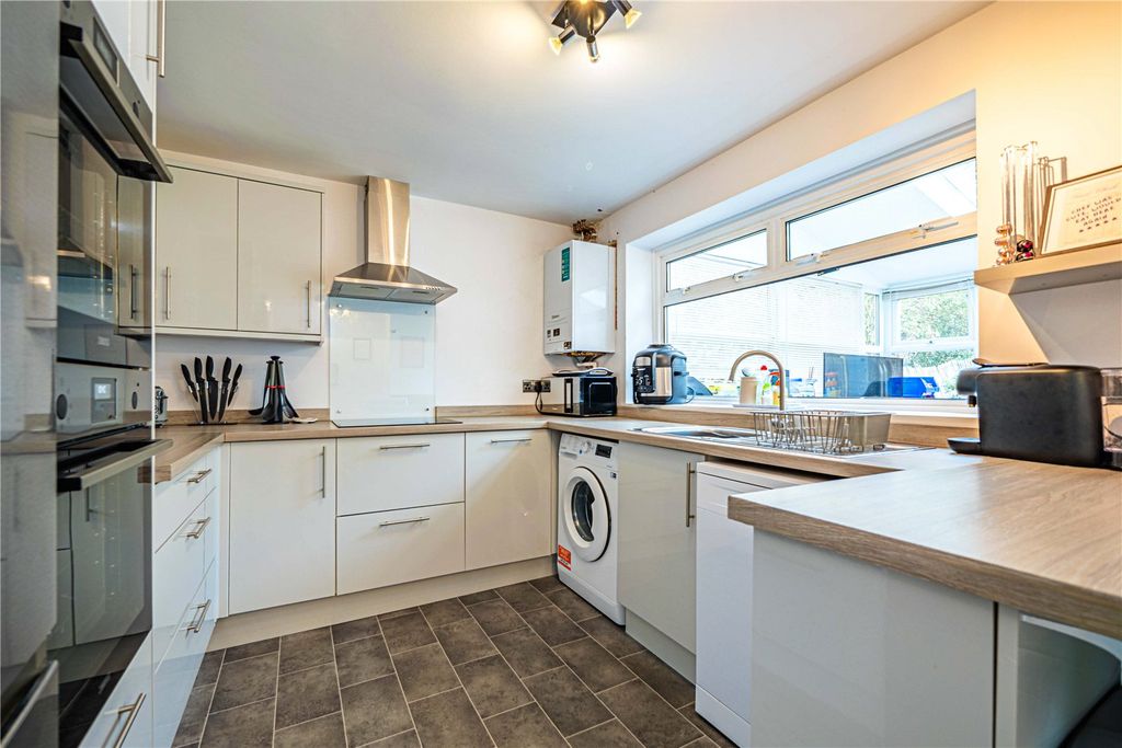 Property photo 2 of 17 Picture No. 07