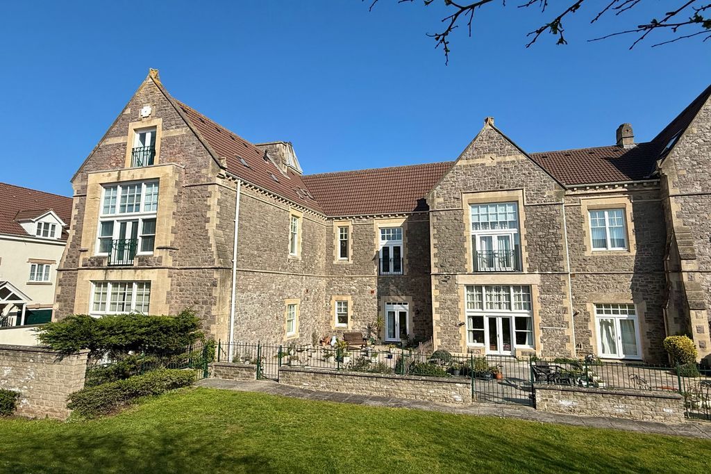 Property photo 3 of 20 Rear View