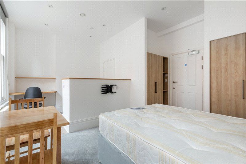 Property photo 3 of 10 Picture No. 02