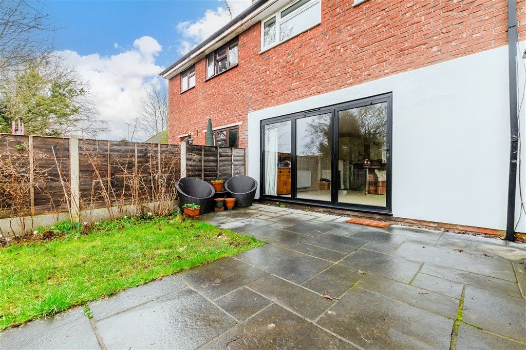 Property photo 2 of 13 Patio / Decking