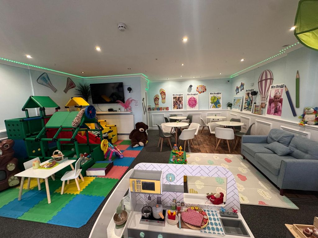 Property photo 2 of 25