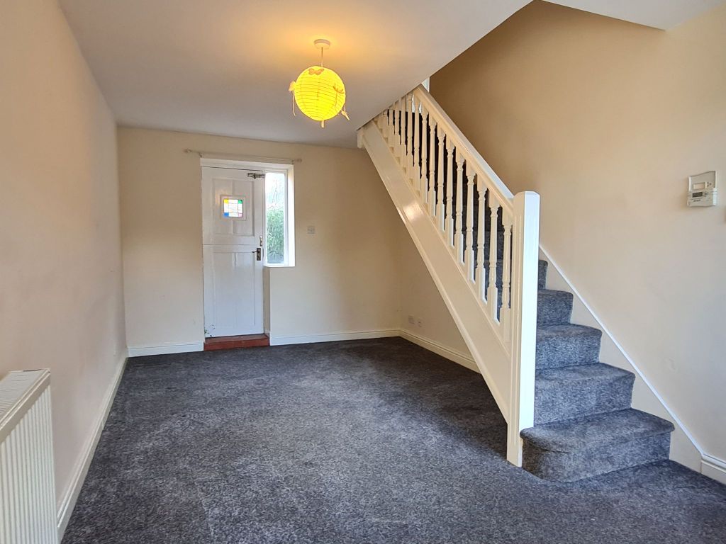 Property photo 2 of 9 Lounge