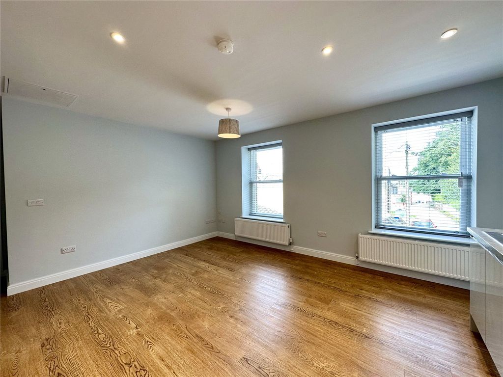 Property photo 2 of 7 Picture No. 03