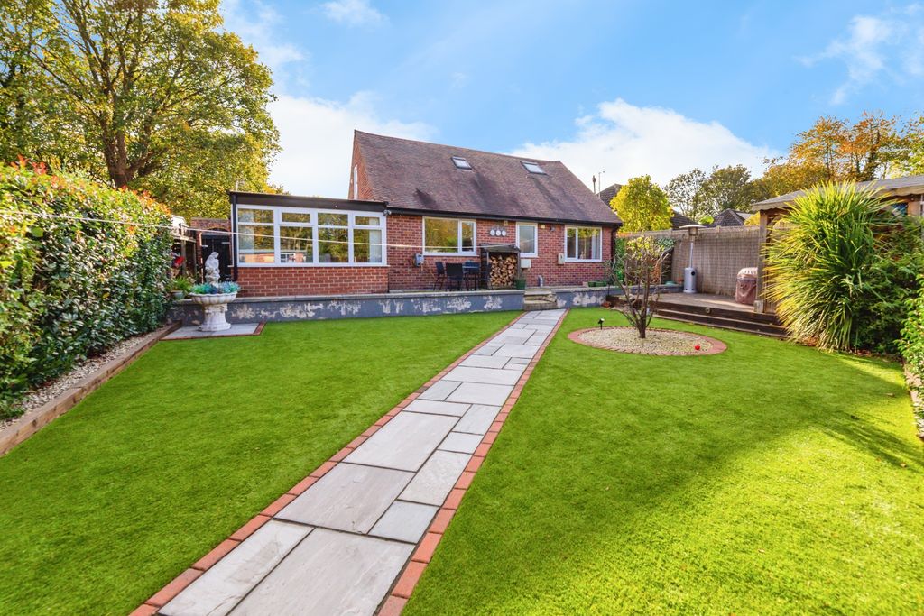 Property photo 3 of 29 2A8A4842-2-1024