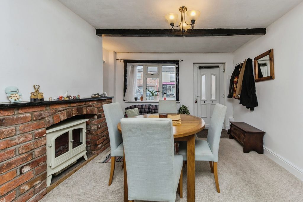 Property photo 2 of 17 Pbox-Img.Jpg