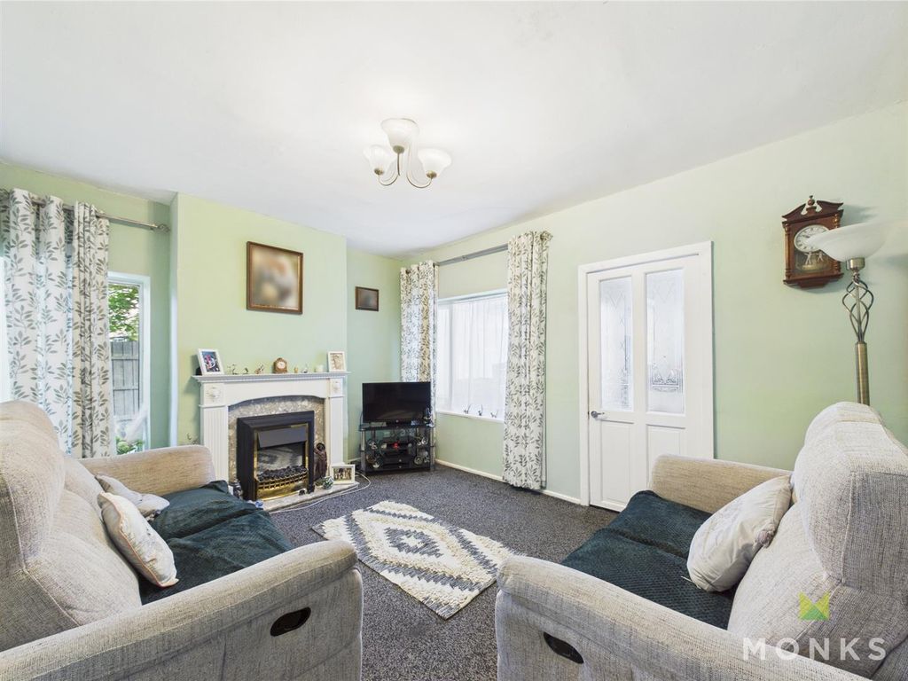 Property photo 3 of 14 Cam01348G0-Pr0682-Still005.Jpg