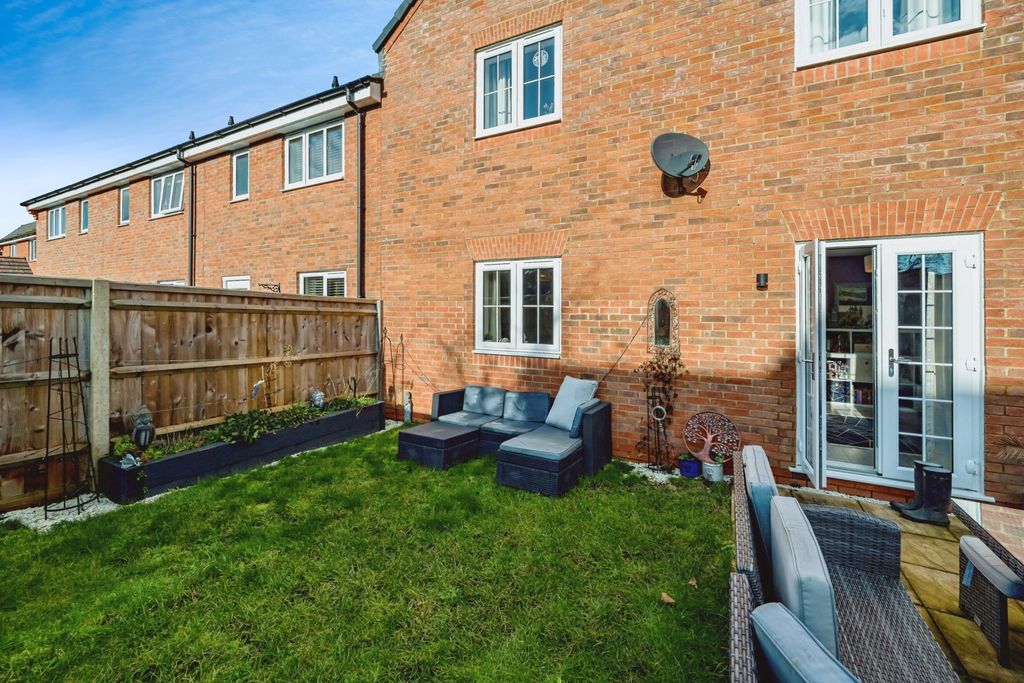 Property photo 2 of 16 Pbox-Img.Jpg