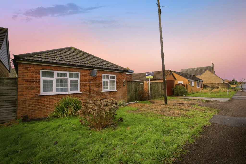 Property photo 1 of 13