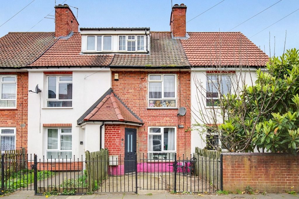 Property photo 1 of 16