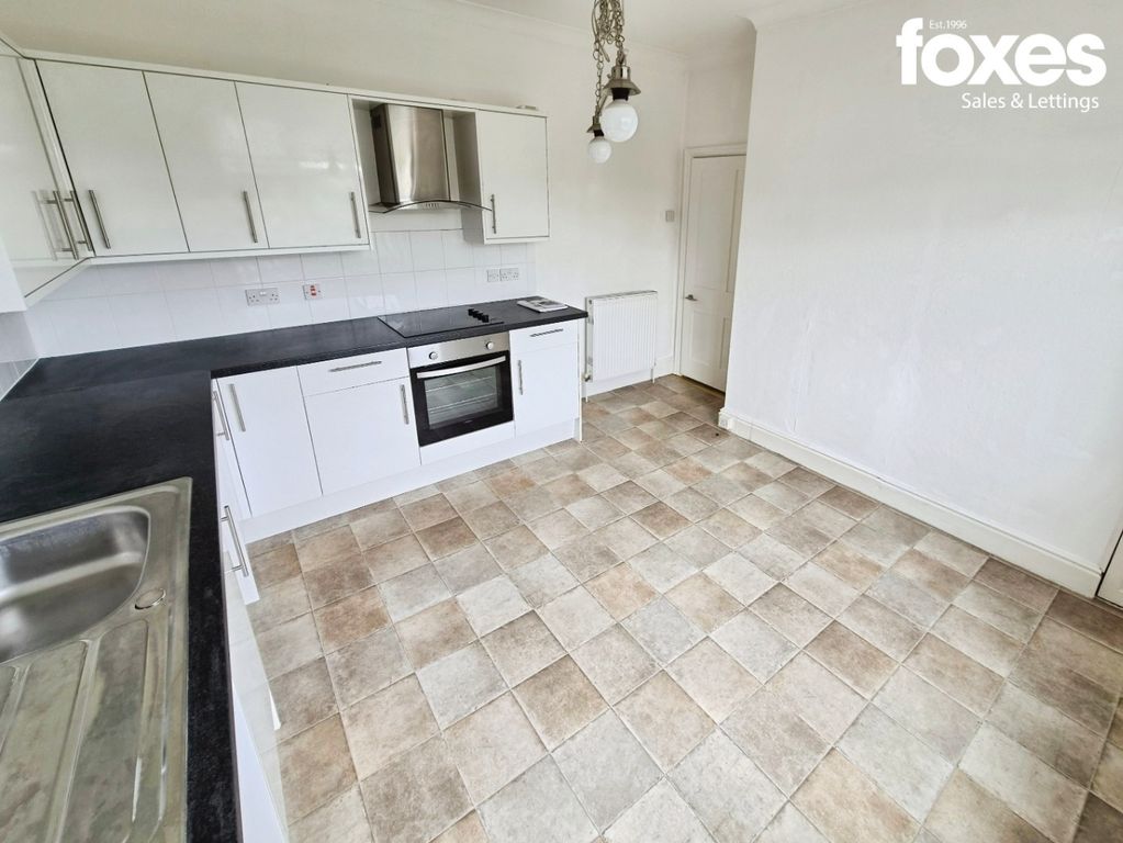 Property photo 3 of 13 5256892