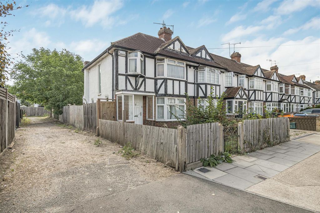 Property photo 1 of 15