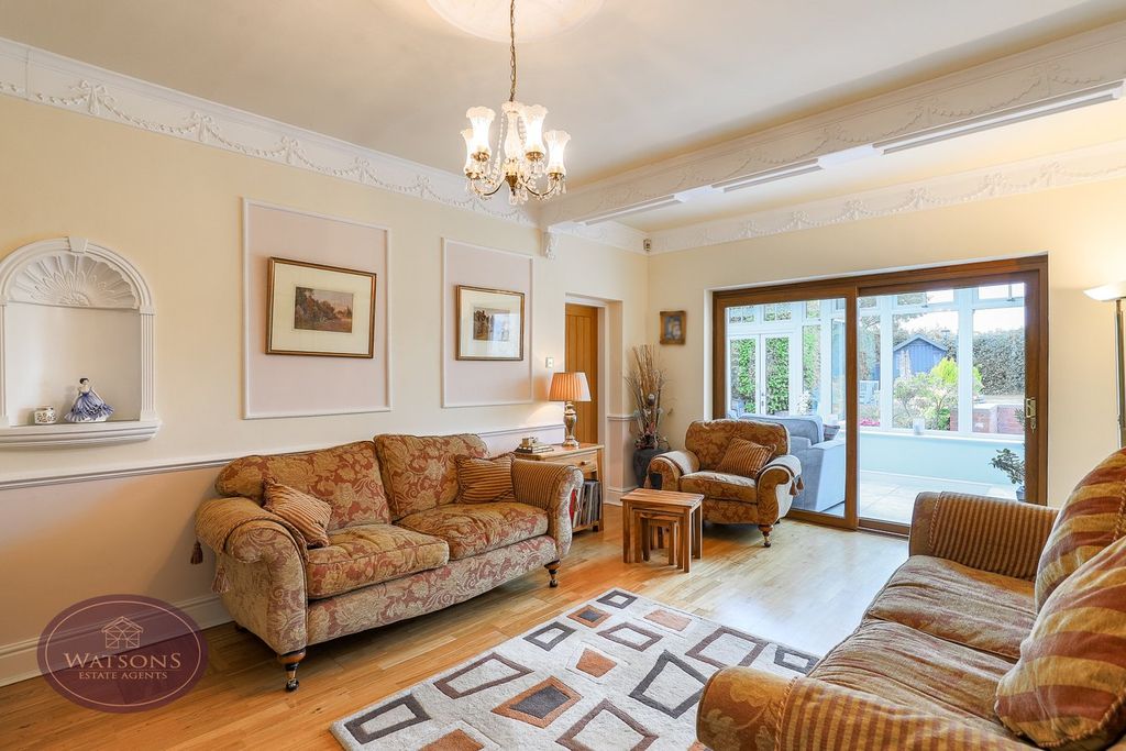 Property photo 3 of 46