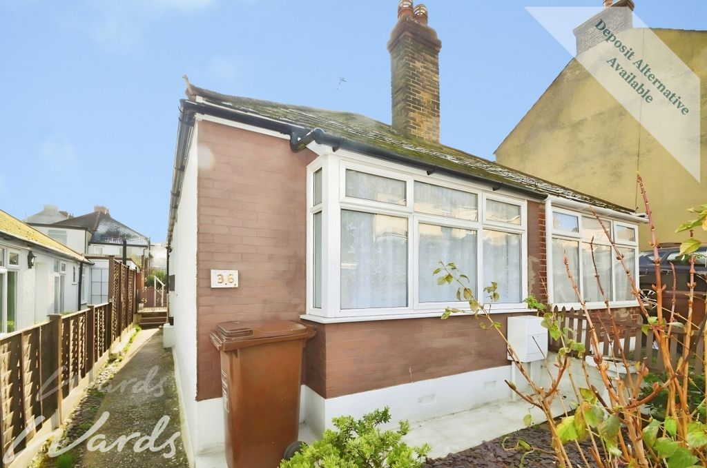 Property photo 1 of 10 Hamilton Front