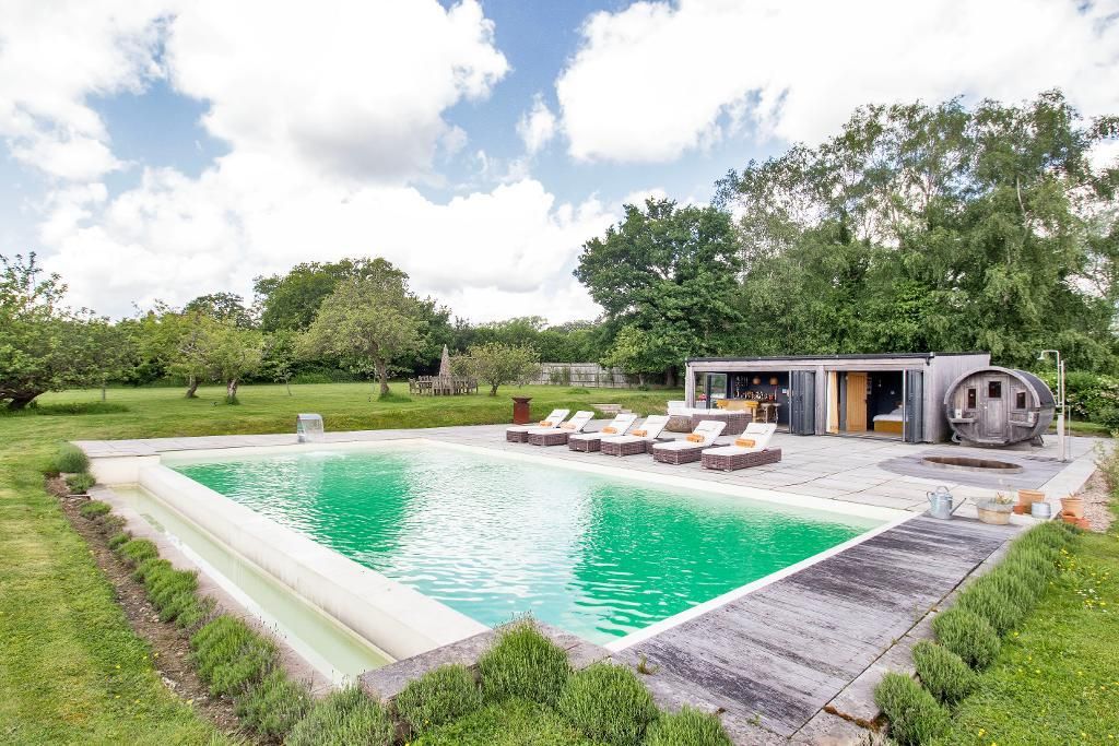 Property photo 2 of 28 Photo 2