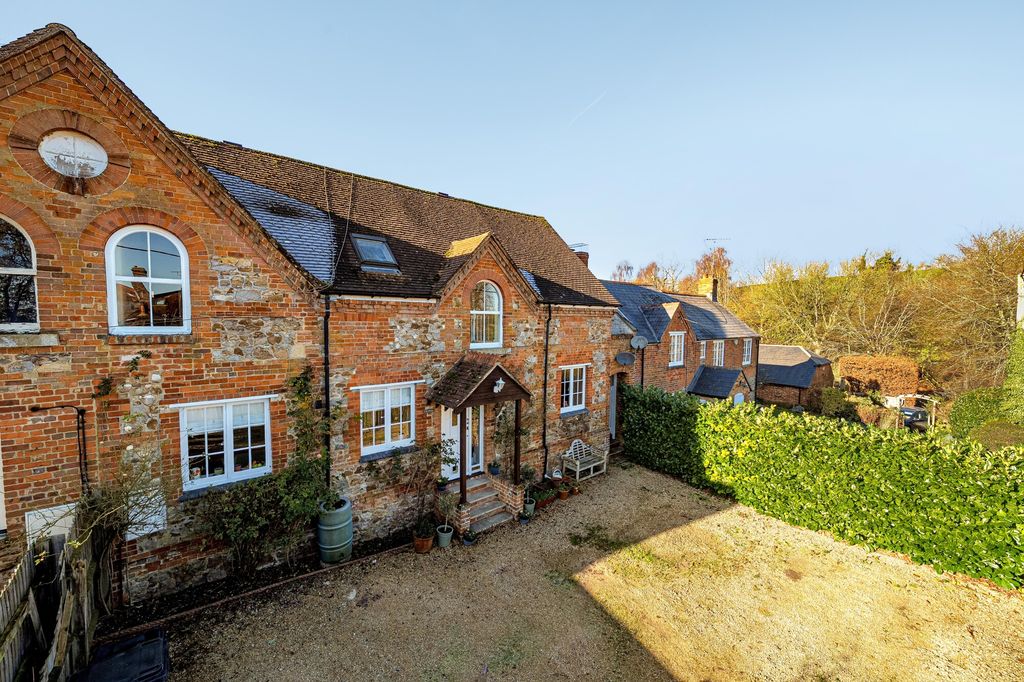 Property photo 1 of 19