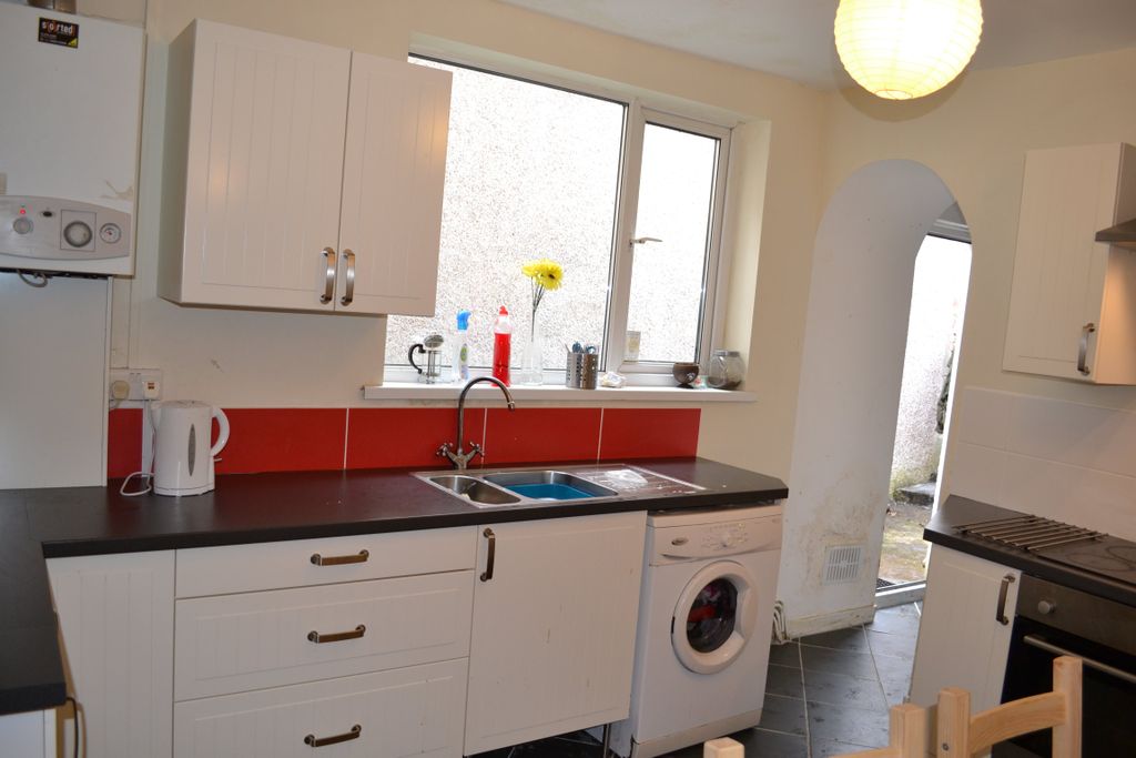 Property photo 2 of 5 1007741