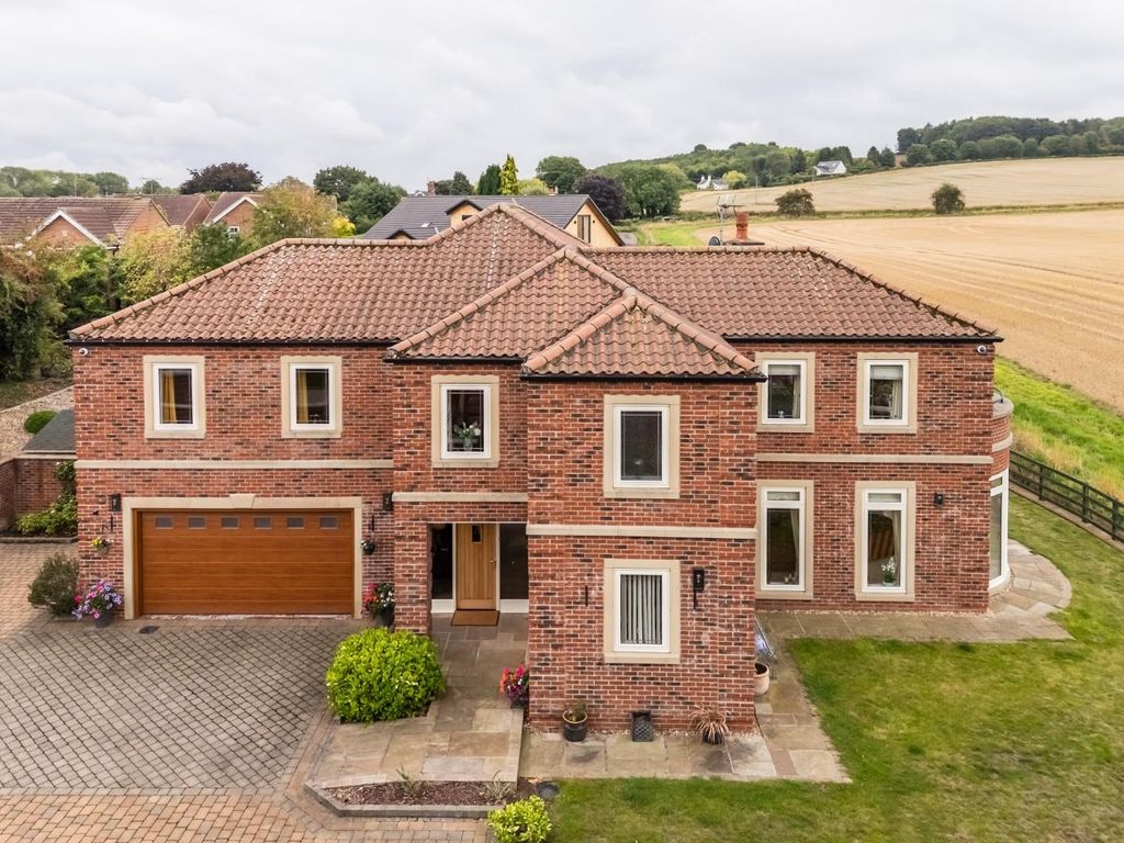 Property photo 1 of 36 00047.Jpg