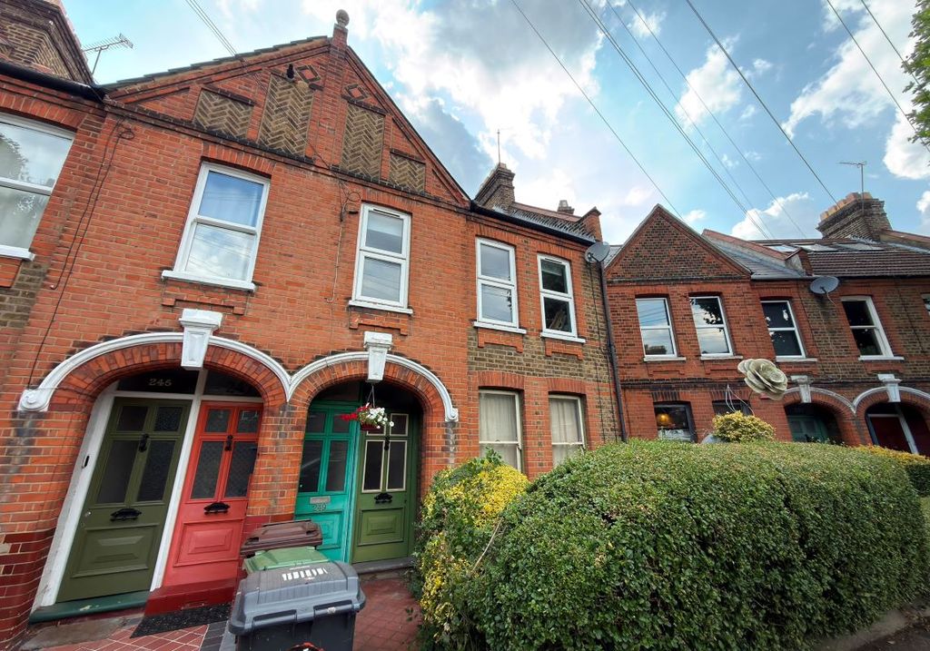 Property photo 1 of 11