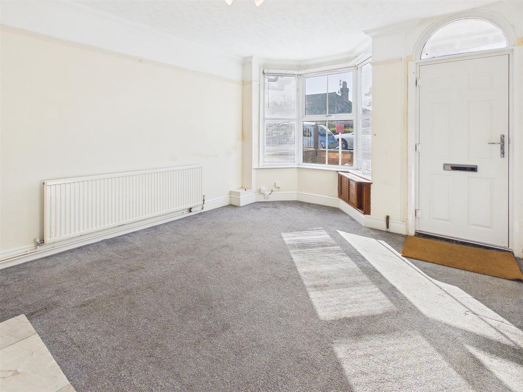 Property photo 2 of 19 Cam04116G0-Pr0291-Still007.Jpg